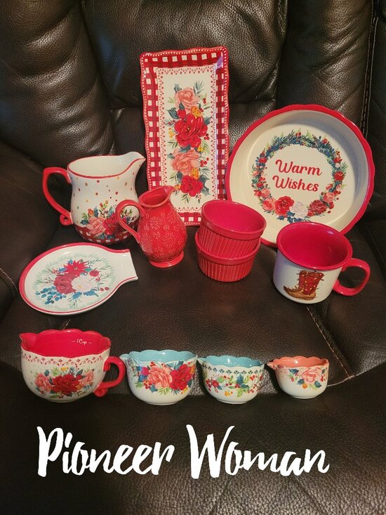 The Pioneer Woman Other - Pioneer Woman Christmas Lot
